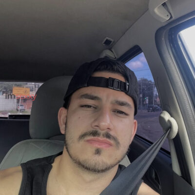 Guilherme — 27 anos — Homem Barbudo — em Centro, Florianópolis SC