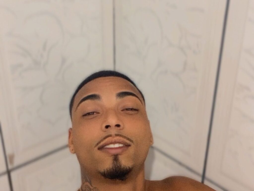 Lucas — 24 anos — Homem em São Paulo SP — Foto 5