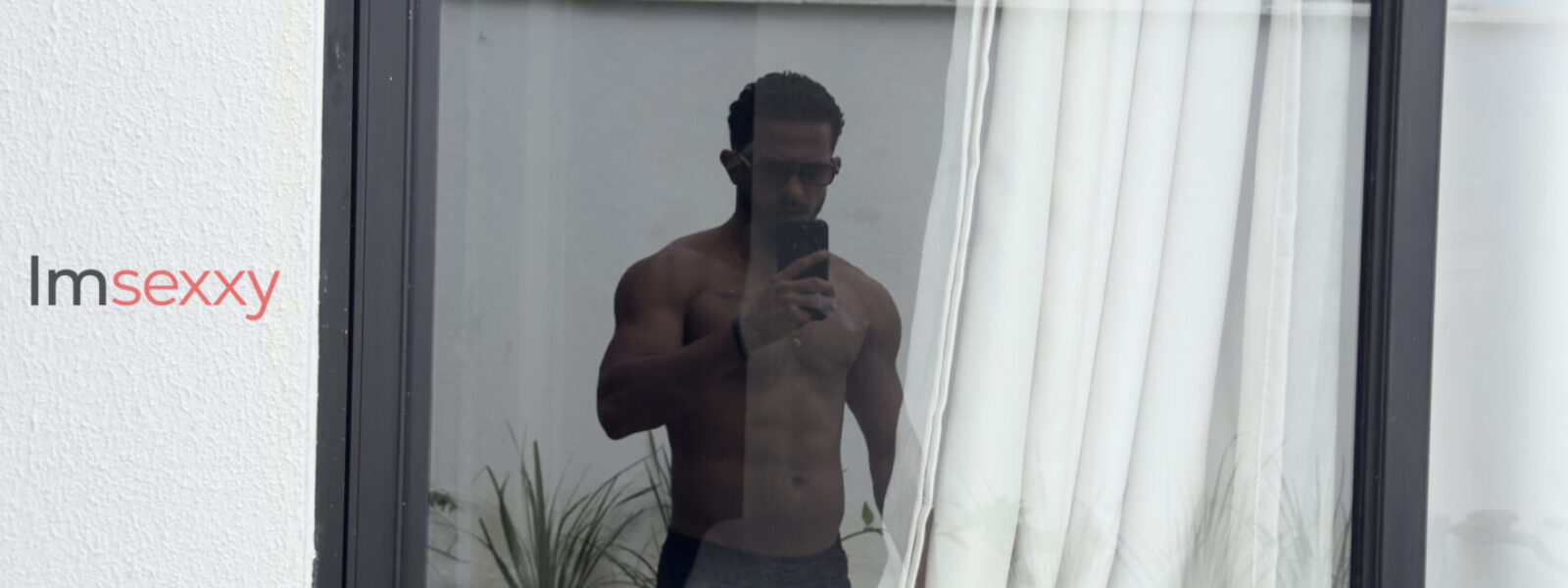 Henrik Denis — 25 anos — acompanhante em Fazenda, Itajaí — foto de capa